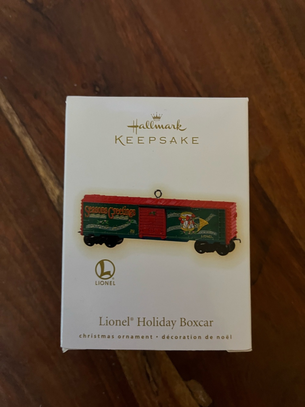 HALLMARK KEEPSAKE 2009 LIONEL HOLIDAY BOXCAR CHRISTMAS ORNAMENT NIB NEW!